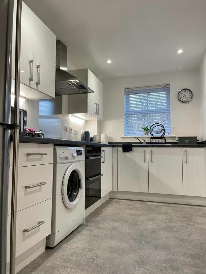 1 Merchants Gate - 2 Bedroom, City Apartment With Private Parking ยอร์ค ภายนอก รูปภาพ